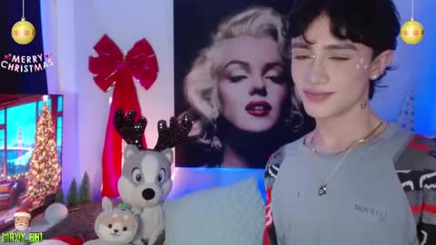 Snapshot of maxiy_001 chatting on December 2024 03:59:01 AM Max online show from December 2024 03:59:01 AM