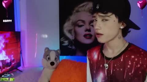 Snapshot of maxiy_001 chatting on February 2025 05:10:01 AM Max online show from February 2025 05:10:01 AM