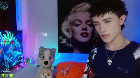 Snapshot of maxiy_001 chatting on February 2025 03:40:01 PM Max online show from February 2025 03:40:01 PM