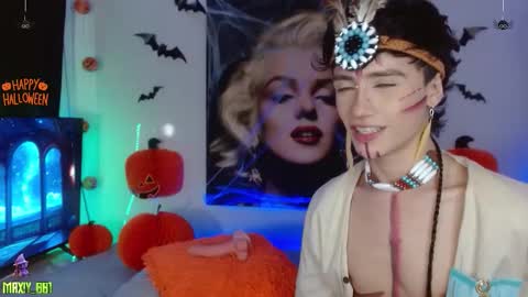 Snapshot of maxiy_001 chatting on October 2025 03:25:01 AM Max online show from October 2025 03:25:01 AM