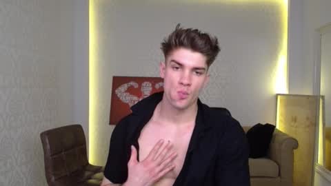 MaxKaiden online show from February 2025 11:51:01 AM