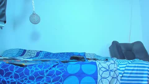 Snapshot of maxowens_oficial chatting on December 2024 11:39:01 PM MAX online show from December 2024 11:39:01 PM