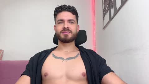 Snapshot of maxtowers chatting on January 2025 01:13:02 AM Maxi online show from January 2025 01:13:02 AM