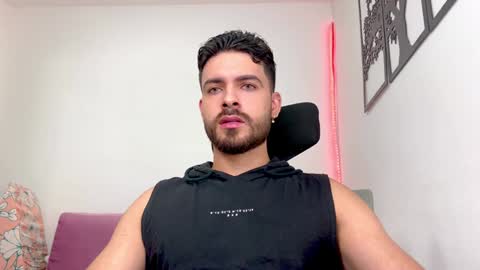 Snapshot of maxtowers chatting on January 2025 01:41:01 AM Maxi online show from January 2025 01:41:01 AM