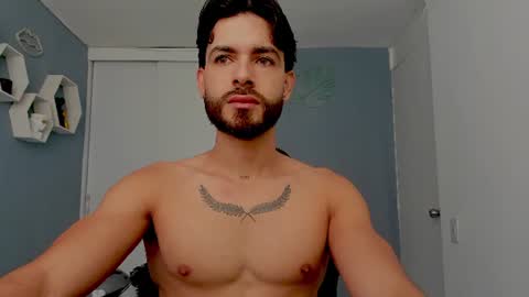 Maxi online show from August 2026 06:43:02 PM