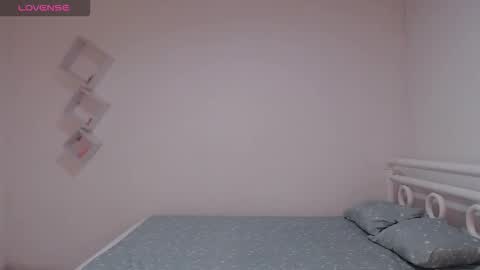 Snapshot of maxwel949813 chatting on December 2025 05:42:02 PM Max online show from December 2025 05:42:02 PM