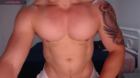 Snapshot of maxwel949813 chatting on February 2026 01:48:01 AM Max online show from February 2026 01:48:01 AM