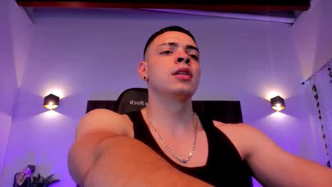 MAX online show from February 2025 11:11:01 PM