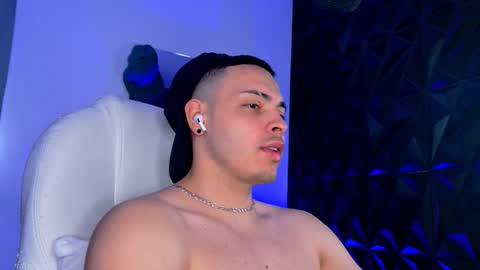 MAX online show from February 2026 06:55:02 PM