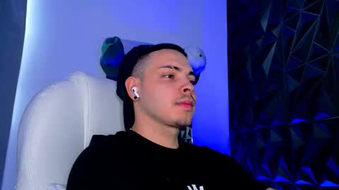 MAX online show from February 2026 03:40:02 PM