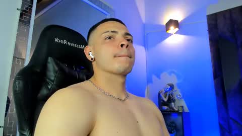 MAX online show from June 2026 10:01:02 PM