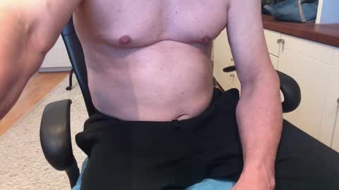 Max online show from November 2025 12:16:01 PM