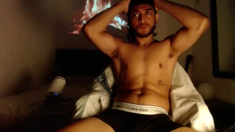 Snapshot of maxximus_10 chatting on February 2025 08:29:01 AM maxximus_10 online show from February 2025 08:29:01 AM