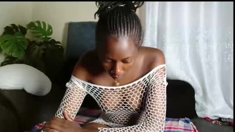 maxxinepetite online show from February 2026 11:13:01 AM