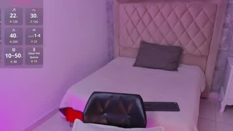 Snapshot of maxxxine_ chatting on September 2025 05:31:01 AM Maxine Minx online show from September 2025 05:31:01 AM