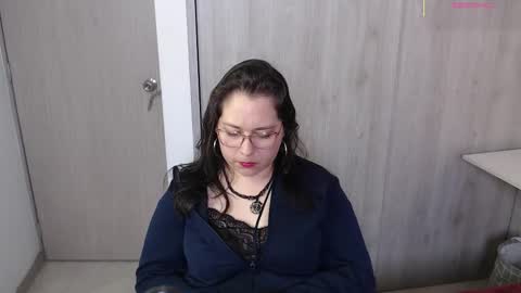 Snapshot of may_bloom chatting on September 2025 10:25:01 PM May online show from September 2025 10:25:01 PM