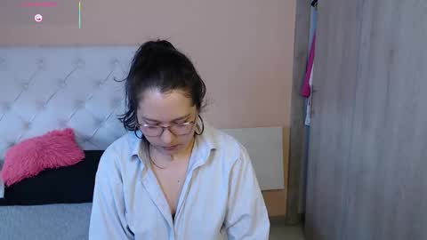 Snapshot of may_bloom chatting on January 2026 09:29:01 PM May online show from January 2026 09:29:01 PM