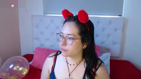 Snapshot of may_bloom chatting on February 2026 05:20:02 PM May online show from February 2026 05:20:02 PM