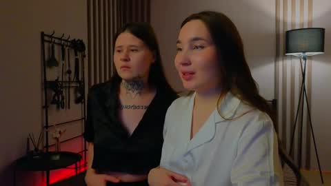 Snapshot of may_dani chatting on March 2025 09:42:01 AM Dani and May online show from March 2025 09:42:01 AM