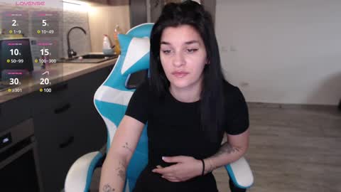 Snapshot of maya_and_guests chatting on March 2025 10:56:02 AM Maya online show from March 2025 10:56:02 AM