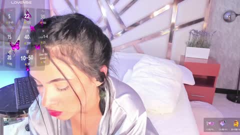 Snapshot of maya_blue_ chatting on January 2025 09:47:01 AM Maya online show from January 2025 09:47:01 AM