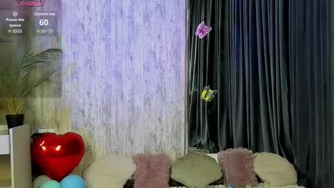 Snapshot of maya_collins_ chatting on March 2026 07:53:02 PM Maya online show from March 2026 07:53:02 PM