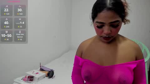 Maya online show from October 2025 03:05:02 AM