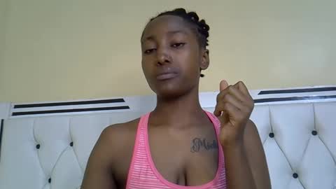 maya_melody online show from March 2026 11:43:01 PM