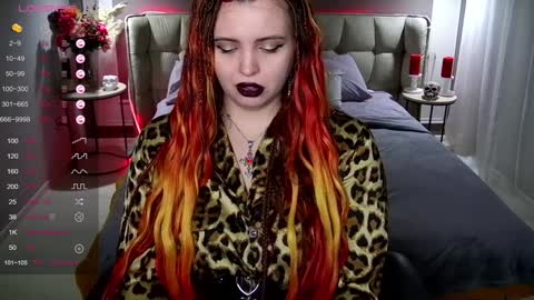 Maya Mils online show from January 2025 07:15:01 AM