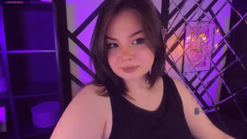 Woman online show from January 2025 06:47:01 AM