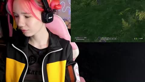 Snapshot of maya_viola chatting on November 2025 05:21:01 AM Maya Viola online show from November 2025 05:21:01 AM