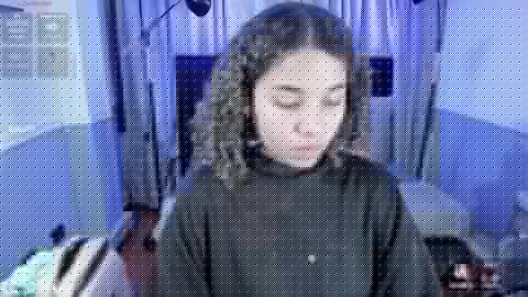 Snapshot of mayaa_ross chatting on September 2025 03:41:02 AM Maya online show from September 2025 03:41:02 AM