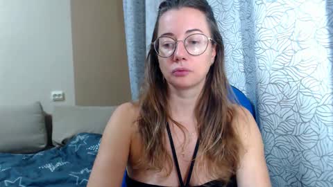 Maya online show from December 2025 07:09:01 PM