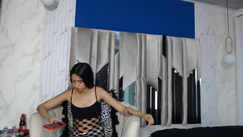 Snapshot of mayamonroe1 chatting on September 2025 02:11:02 PM Maya Monroe online show from September 2025 02:11:02 PM