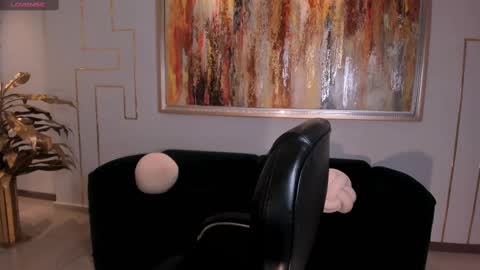 Maya online show from September 2025 03:32:02 AM