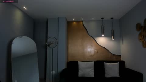 Maya online show from December 2025 03:48:01 AM