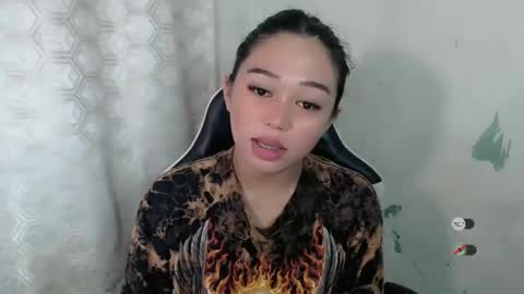 Snapshot of mayasally_ chatting on March 2026 09:04:02 AM mayasally_ online show from March 2026 09:04:02 AM