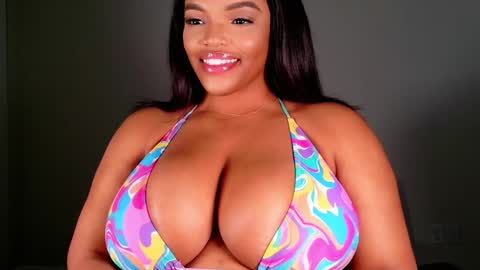 MayBabi online show from February 2025 08:31:01 PM