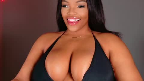 MayBabi online show from March 2025 11:19:01 AM