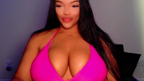 MayBabi online show from May 2026 12:11:01 PM