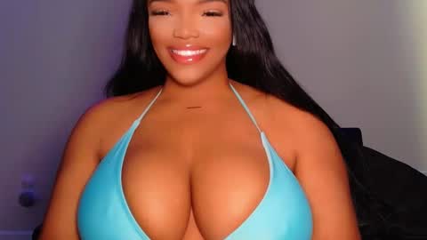 MayBabi online show from May 2026 12:11:02 PM