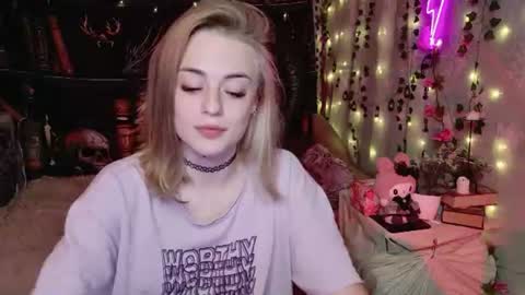 maybe_yours333 online show from July 2026 11:49:02 AM