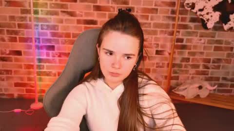 maybloom_ online show from March 2026 12:43:01 PM