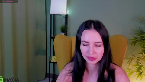 Snapshot of maymalina chatting on April 2026 03:37:02 AM May online show from April 2026 03:37:02 AM