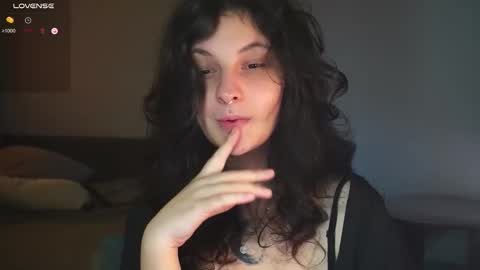 Snapshot of maymary_ chatting on September 2025 06:15:02 AM Mary . online show from September 2025 06:15:02 AM