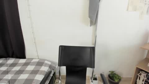 mazikeen_18 online show from February 2025 04:18:02 PM