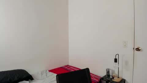 mazikeen_18 online show from February 2026 01:18:01 PM