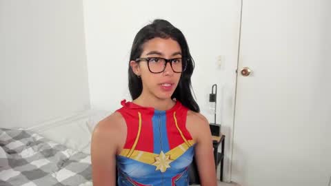 mazikeen_18 online show from June 2026 01:33:01 PM