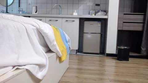 Fuyu online show from February 2026 12:00:01 PM