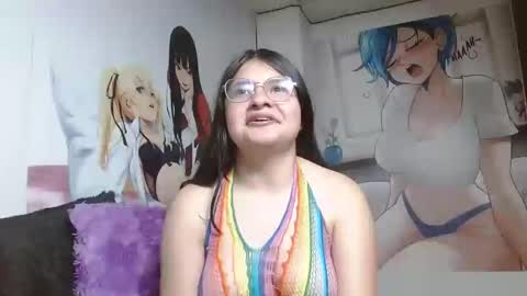 mackenna av online show from February 2025 02:44:01 PM